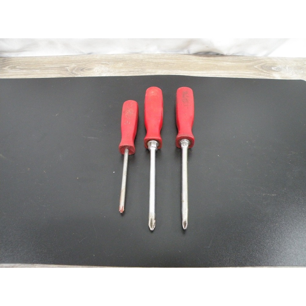 Snap-on Screwdriver Set 3PC Phillips Flathead Red Handle USA Made SSDZ22 SSDZ31